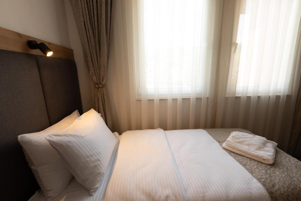 Hotel M Star Novi Pazar Ngoại thất bức ảnh