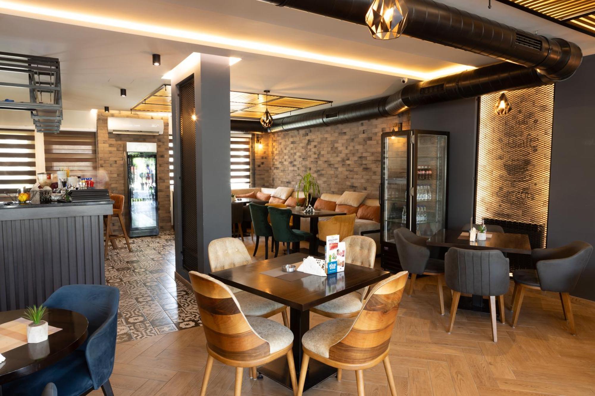 Hotel M Star Novi Pazar Ngoại thất bức ảnh