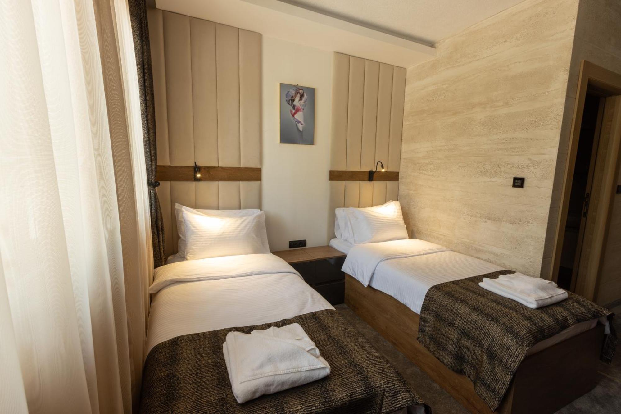 Hotel M Star Novi Pazar Ngoại thất bức ảnh